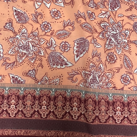 Vanity Salmon Pink and Burgundy Netted and Print Tank Top Size L - Picture 6 of 6